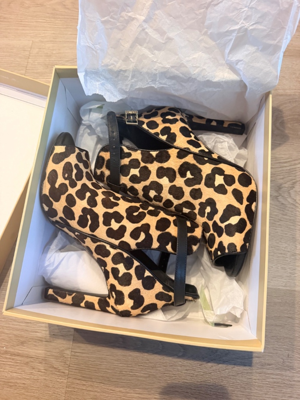 Michael Kors Lawson Leopard Haircalf Heels Size 8 NEW - Picture 6 of 8